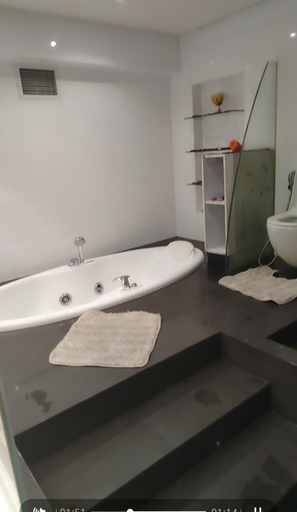 Bathroom 5, البطل احمد عبد العزيز, Al-'Ajuzah