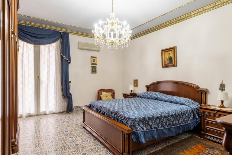 Others 3, casa Ennio by Villa Paola Ciminna, Palermo