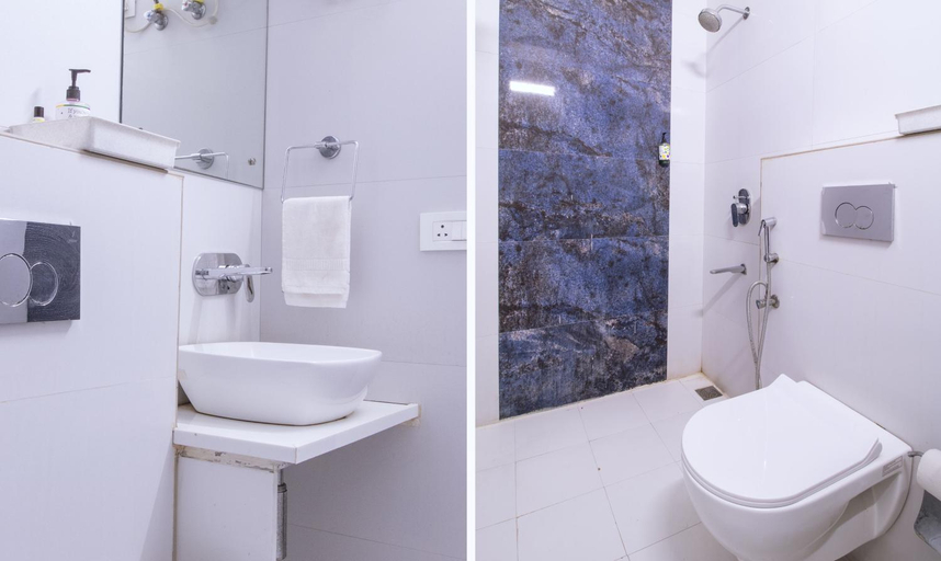 Bathroom 4, Hotel Rockland and Restaurant, Jaipur