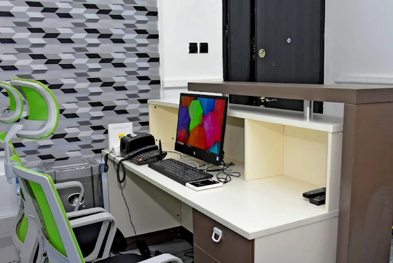 Others 5, Blue Line Apartment, Owerri Municipal