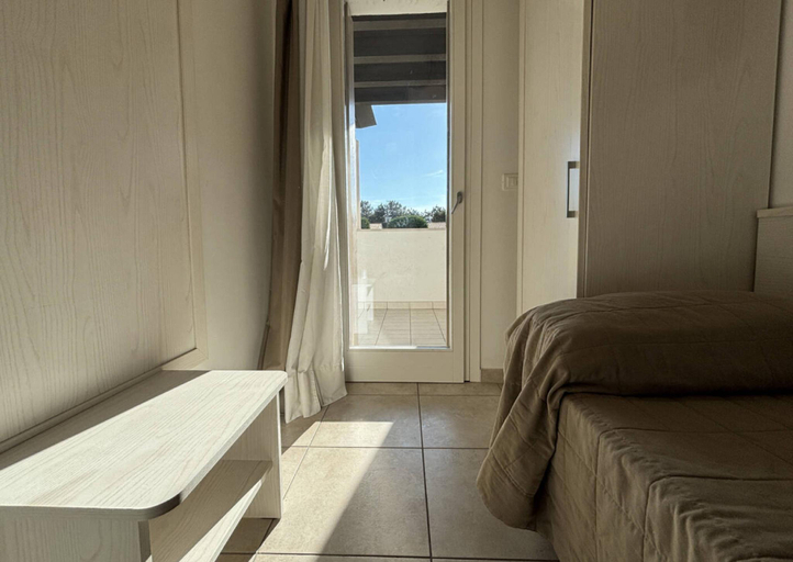 Bedroom 4, Four-room flat in a beautiful village with swimming pool - By Beahost Rentals, Venezia