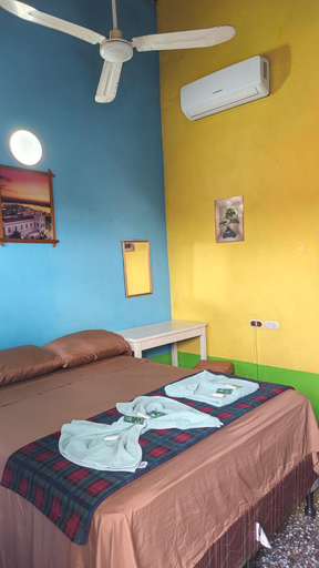 Bedroom 2, Hospedaje dona Gladys, Flores