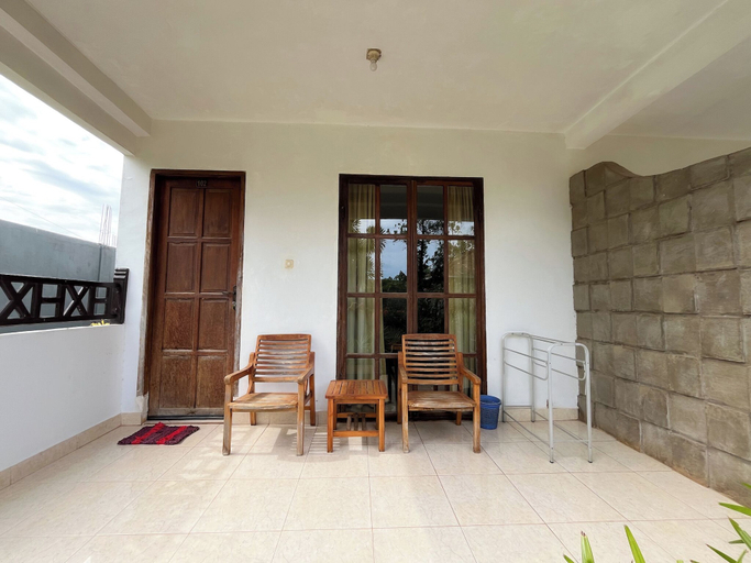 Others 5, Hotel Patma Bira, Bulukumba