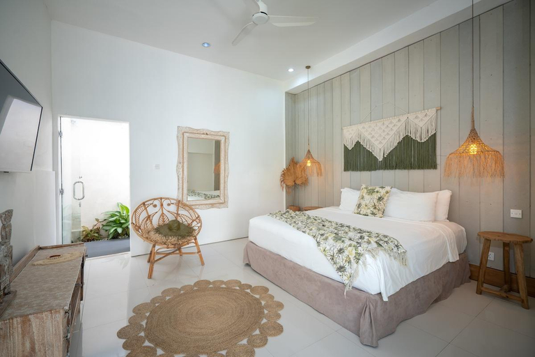 Bedroom 2, Villa 888 Eat Shop Play - 3BR Private Pool Oberoi, Badung