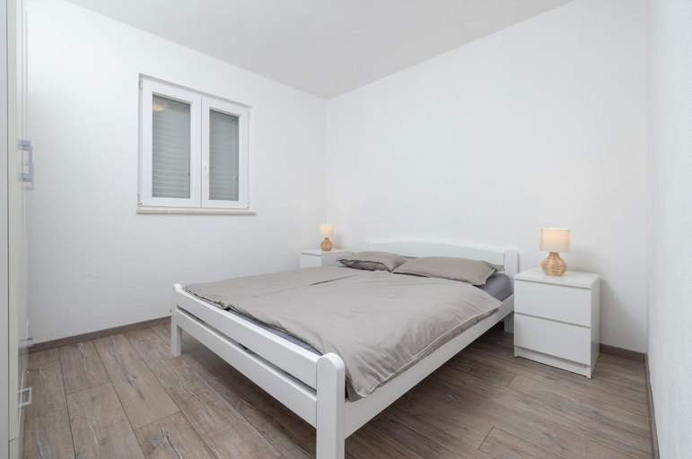 Bedroom 3, Nane Garden House With Heated Pool, Supetar