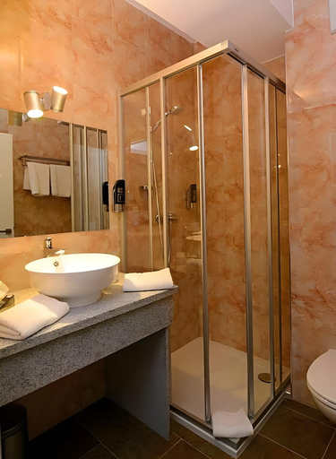 Bathroom 4, Hotel Vogelweiderhof, Salzburg
