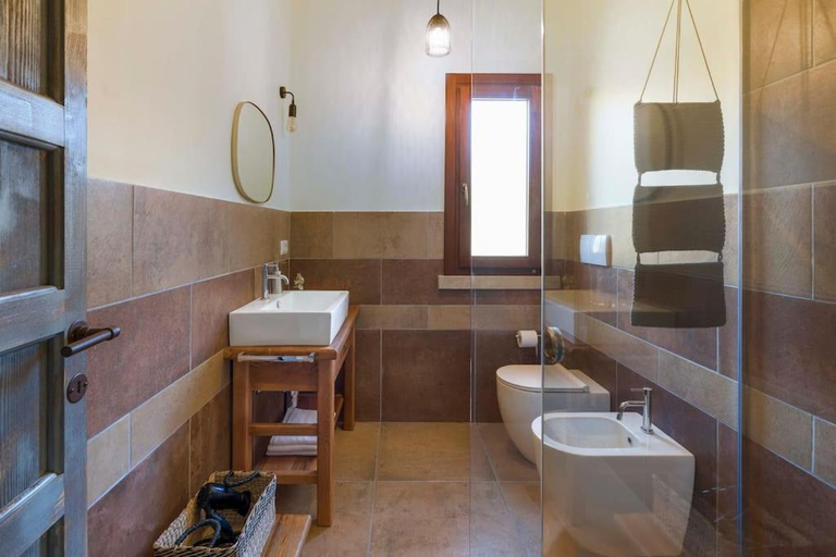 Bathroom 4, Villa Faraglioni Cala Bianca, Trapani
