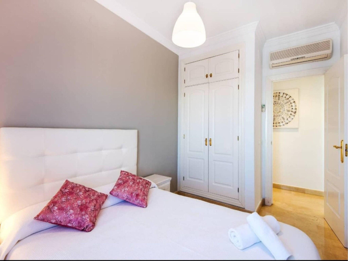 Bedroom 2, Apartment in Torremolinos near the Beach, Málaga
