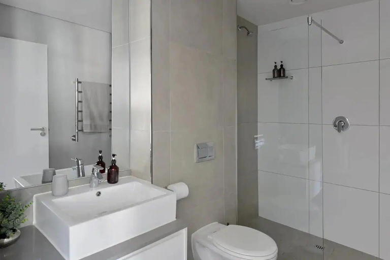 Bathroom 4, Cape Town City Luxury Apartment, City of Cape Town