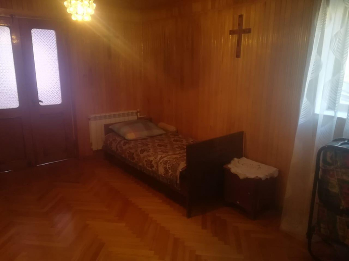 Bedroom 2, Hotel Kharabadze, Tskaltubo