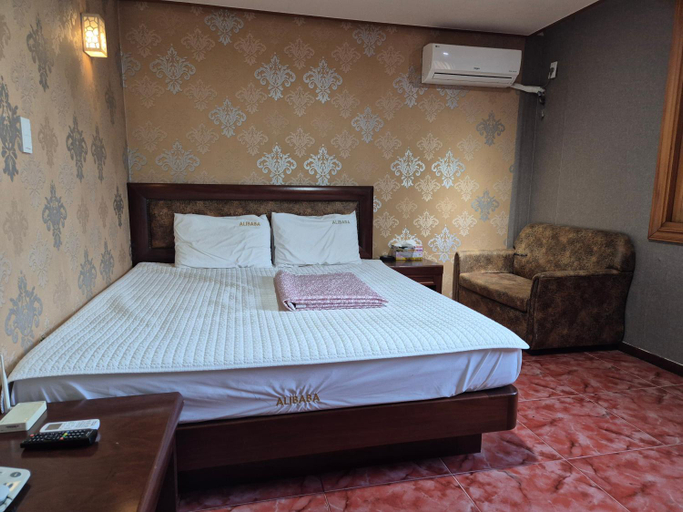 Others 4, Motel Alibaba, Busanjin