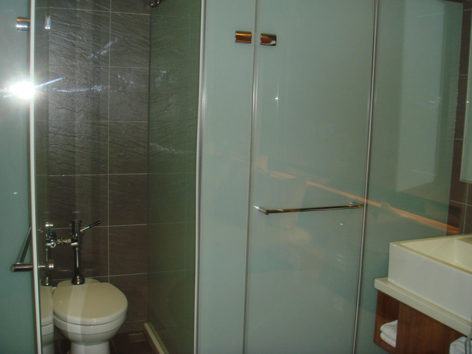 Bathroom 4, City Hotel Taipei, Taipei City