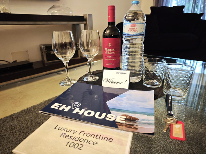 Food & Drinks, Luxury Frontline Residence EHHouse, Málaga