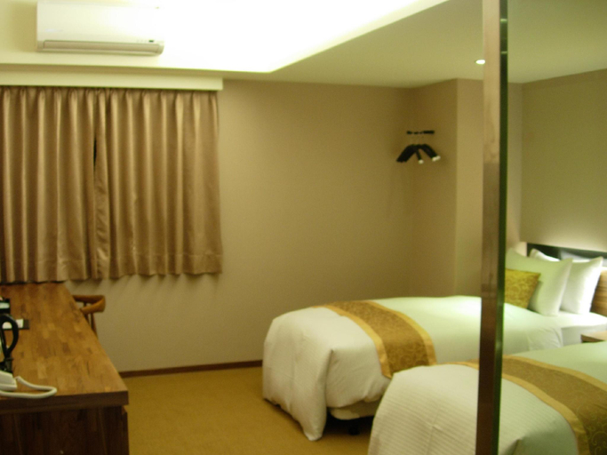 Bedroom 3, City Hotel Taipei, Taipei City