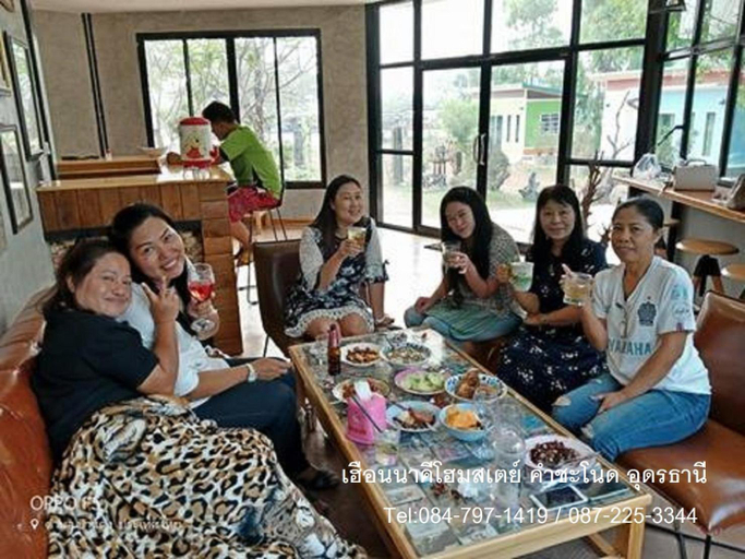 Food & Drinks 5, Heuan Na Khee, Ban Dung