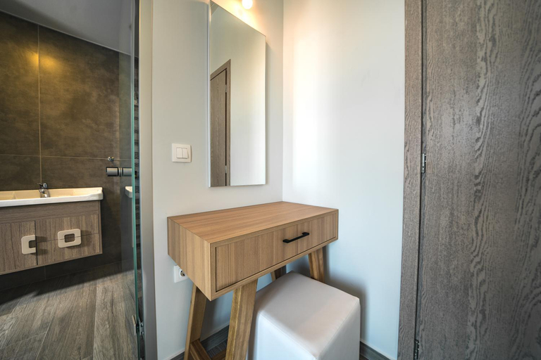 Bathroom 4, Nafsika Xenia Villa, Crete