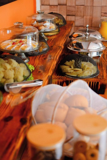 Food & Drinks 3, Pousada e restaurante tia Lita, Cairu