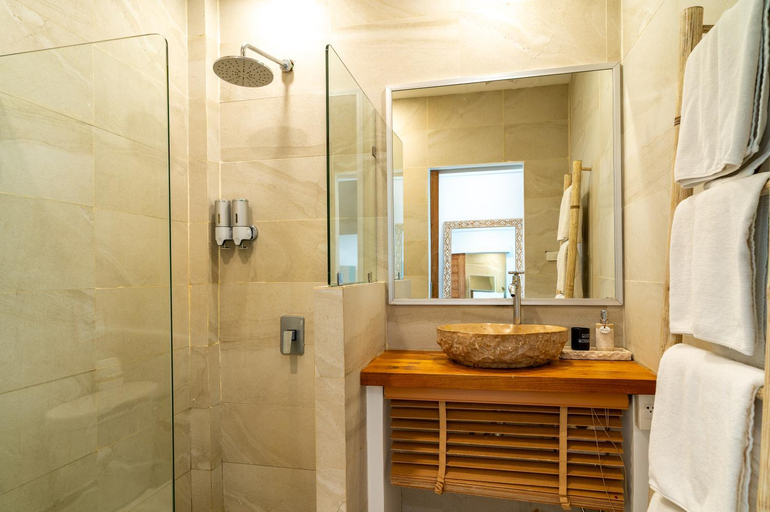 Bathroom 4, Kinnaree Resort, Ko Samui