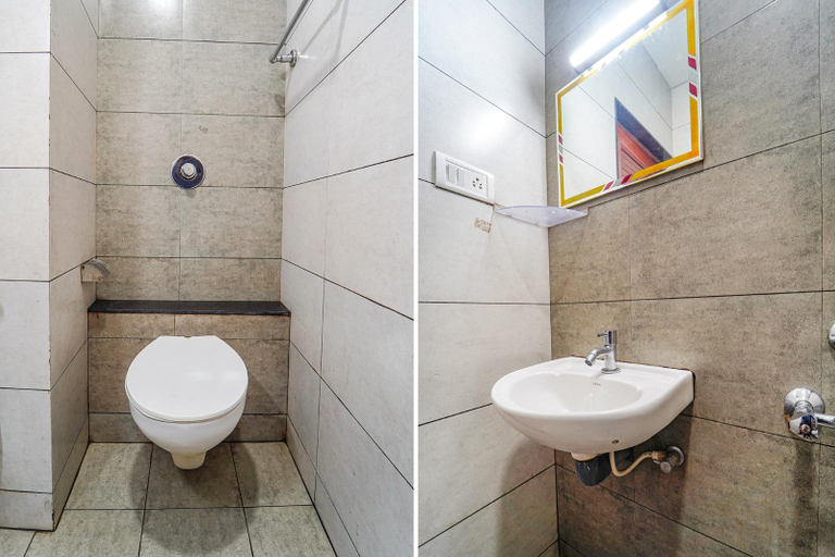 Bathroom, Hotel Stratford, Ernakulam