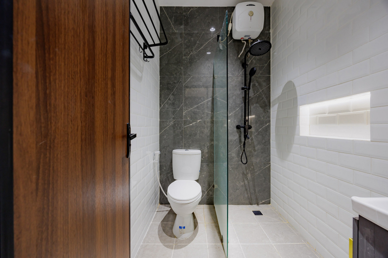 Bathroom 3, Urbanview Hotel Yampi TB Simatupang, South Jakarta