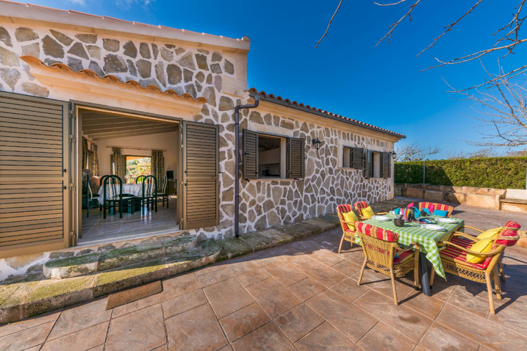 Others 4, Finca S'Altra Casa, Baleares