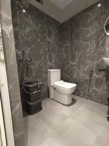 Bathroom 5, Shree murlidhar Residency, Varanasi