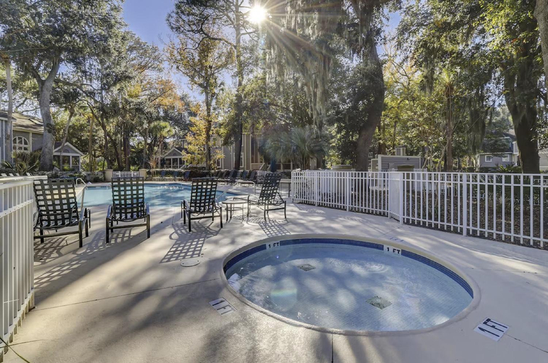 Others 5, 7609 Huntington Villas, Beaufort