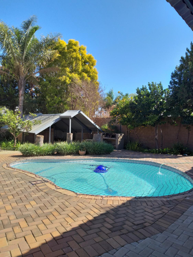 Sport & Beauty 2, ZUCH Accommodation at Pafuri Self Catering, Capricorn