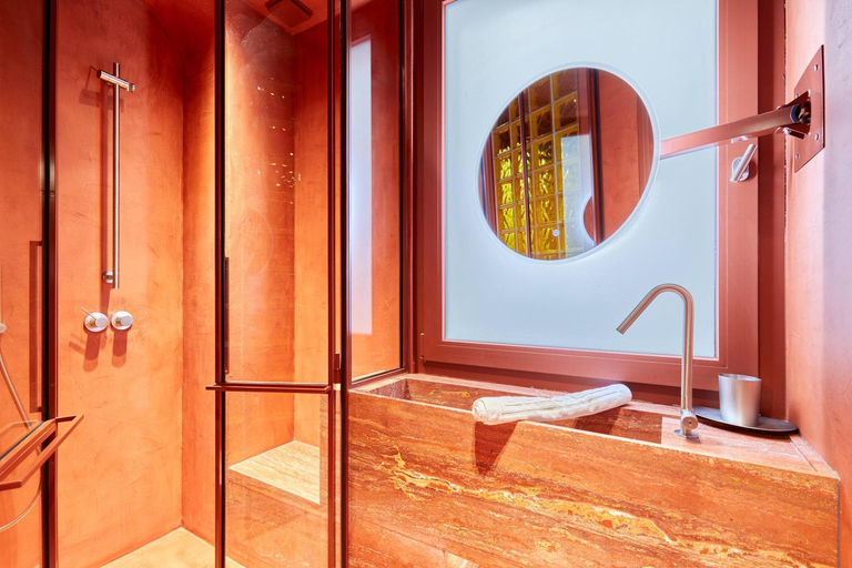 Bathroom 3, Magnificent apartment in the heart of Paris, Paris