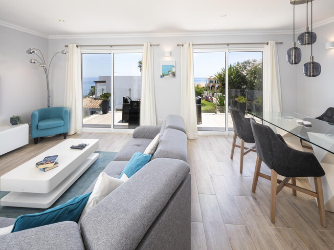 3, Apartment overlooking Benagil Beach with pool, Lagoa
