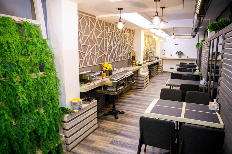 Food & Drinks 4, The Phoenix Hotel, Yerevan