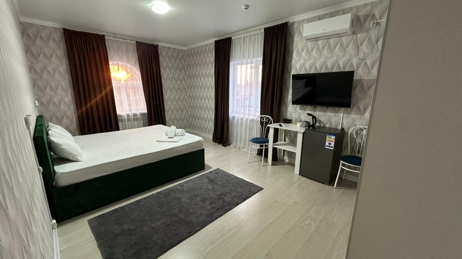 Bedroom 4, Meiman Hotel, Aqtobe