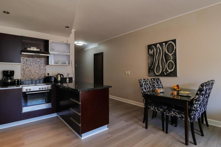Others 5, Rockwell 312 By Ctha, City of Cape Town