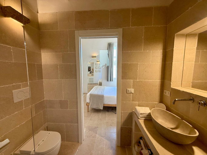Bathroom 3, Vittorio Emanuele Charming Suites, Bari