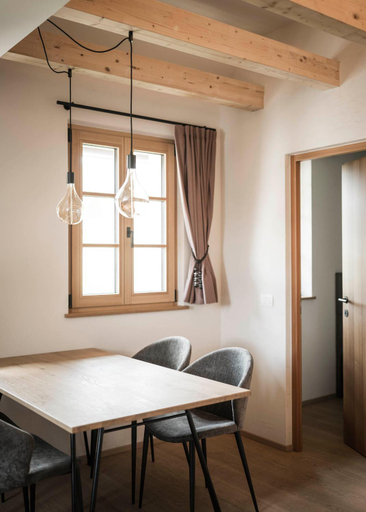 Bedroom 2, Schmitte am Sonnenwirtsplatz, perfect starting point for bike and hike, Bolzano