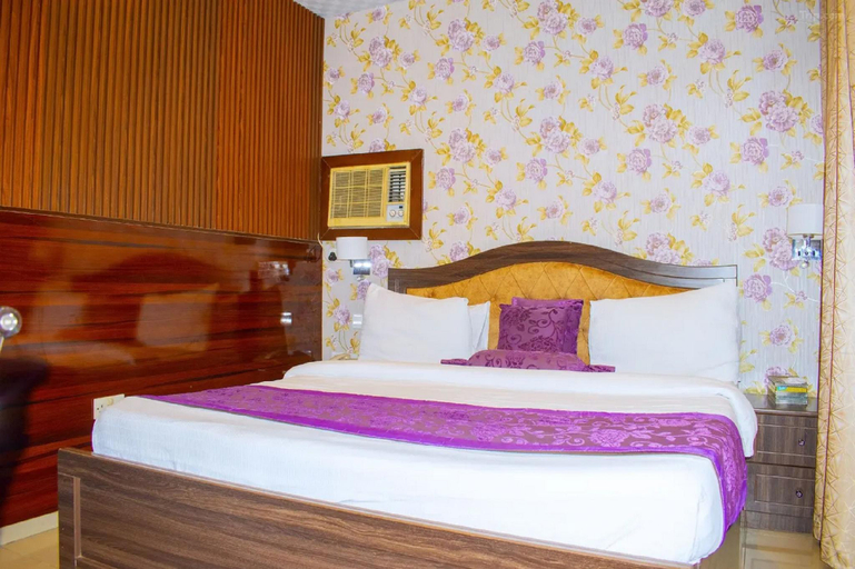 Bedroom 2, Erith Apartment & Suites Ltd, Kosofe