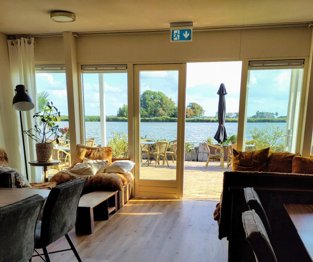 Others 4, HotelPension van Ewijcksluis, Anna Paulowna