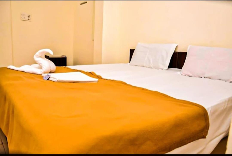 4, Vijaya Rooms, Tiruchirappalli