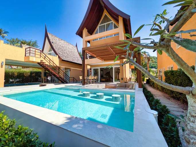 Sport & Beauty 2, Sunrise Beach Villa, Koh Chang