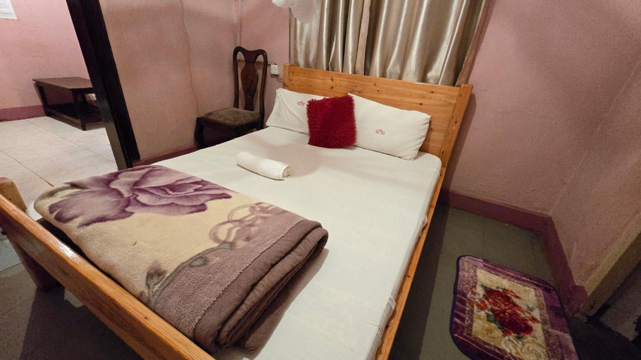 Bedroom 2, Okla GuestHouse, Kampala