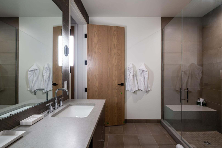 Bathroom 2, 225 Lakelodge 2 Bedroom Condo by Moonlight Basin Lodging, Madison