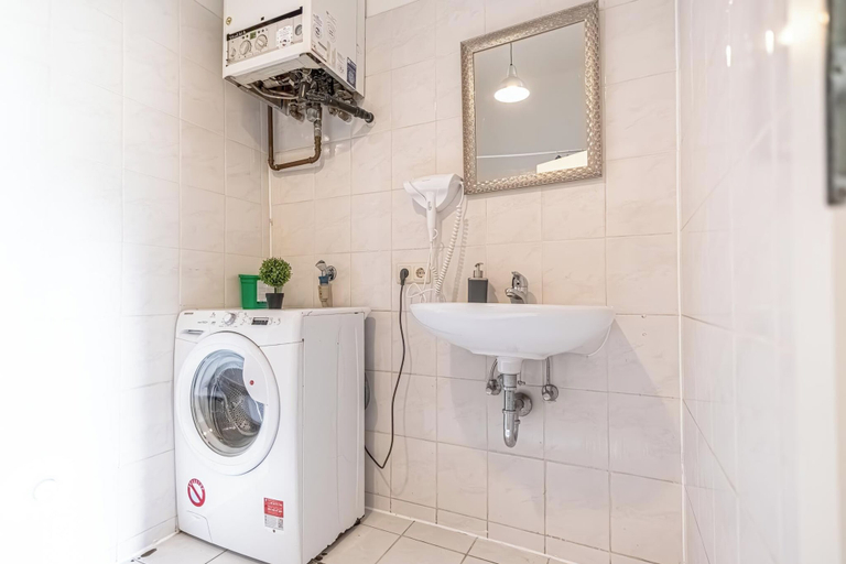 Bathroom 5, Long Stay 3BR Apartment Near Center, Wien