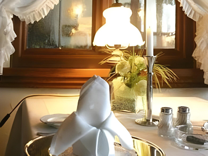Others 3, Hotel-Restaurant Esbach Hof, Kitzingen