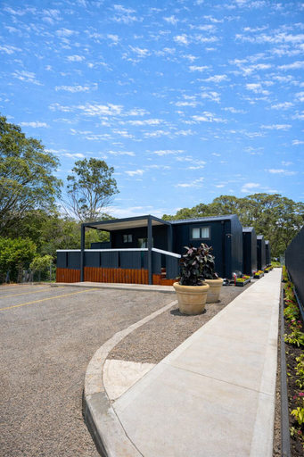 Exterior 3, Tiny Home, Liverpool - East