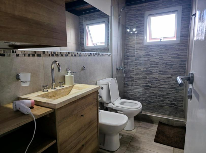 Bathroom 5, Mantra, Bariloche