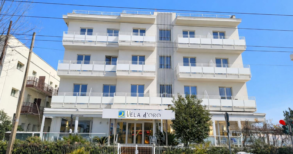 Exterior & Views 2, Hotel Vela d'Oro, Rimini