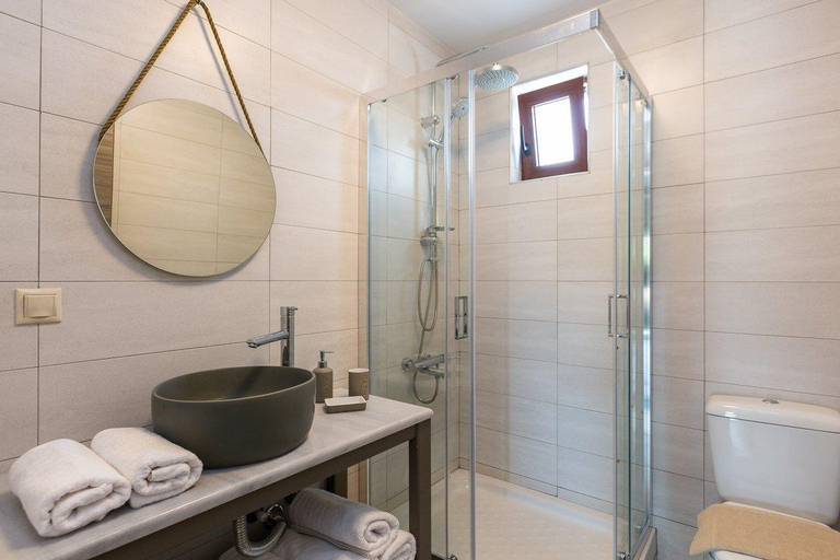 Bathroom 4, Liatiko Villa, Crete