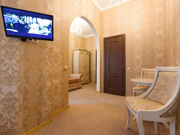 Others 2, Versal Hotel, Sankt-Peterburg gorsovet