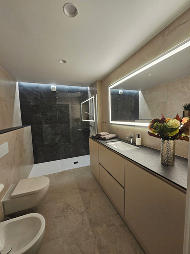 Bathroom 4, Apartamenty Sun & Snow Baltic Infinity, Kamień