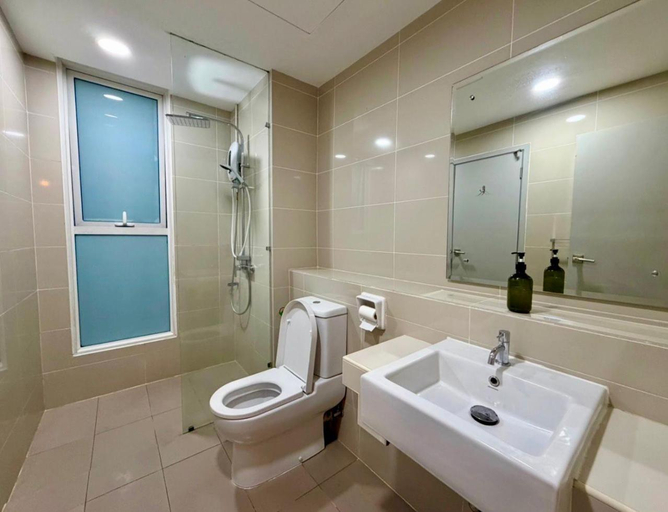Bathroom 3, SA Sutera Avenue Homestay Opposite Imago KK, Kota Kinabalu